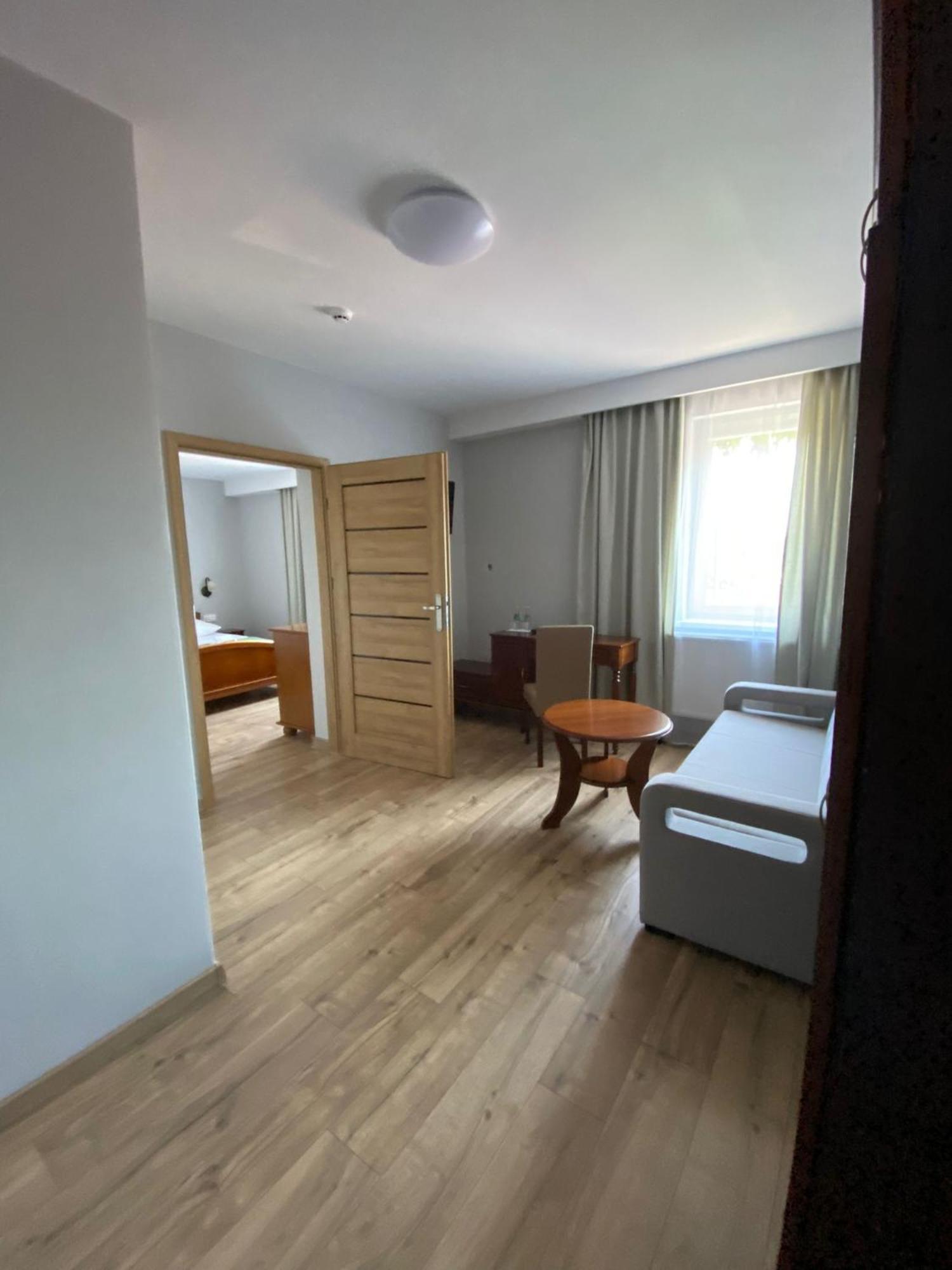 Hotel Kresowianka Konin (Greater Poland) Exterior foto