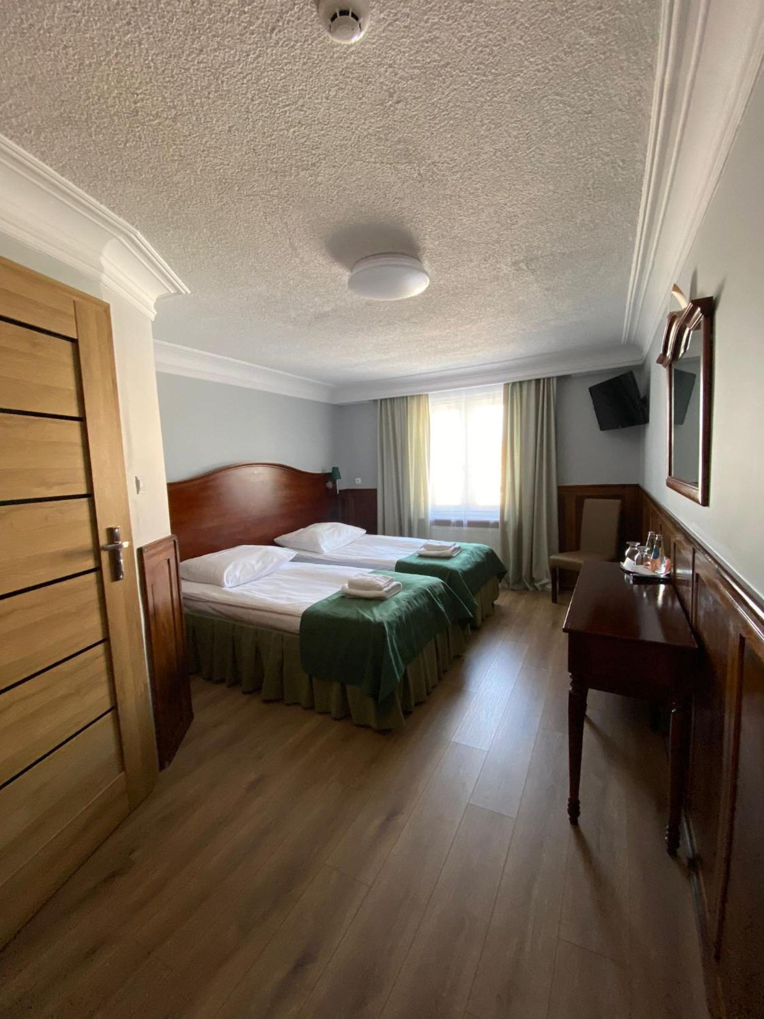 Hotel Kresowianka Konin (Greater Poland) Exterior foto
